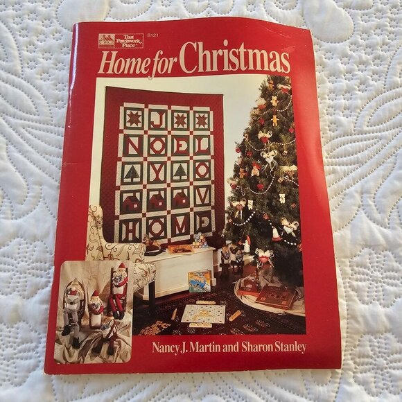 Set Of Vintage Christmas Quilt & Craft Books By Eleanor Burns & Nancy J. Martin - Picture 3 of 14